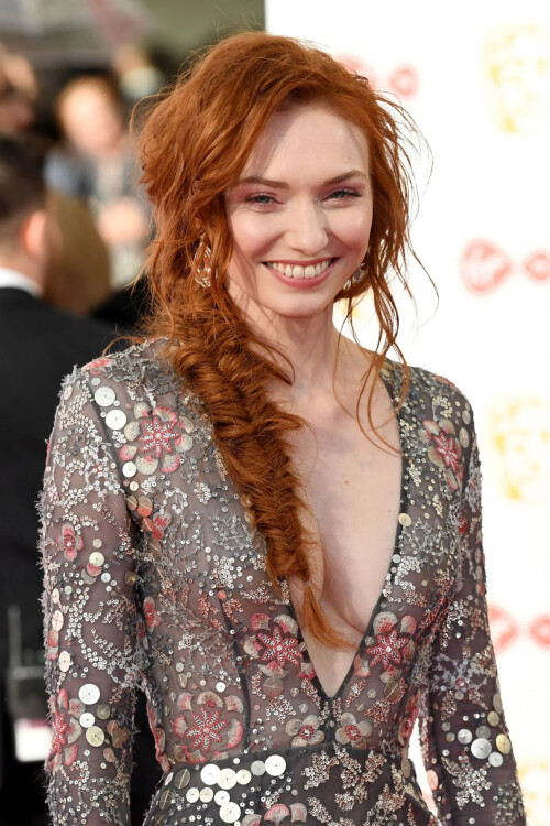 eleanor-tomlinson-v0-ao4k89l8q90d1.jpeg