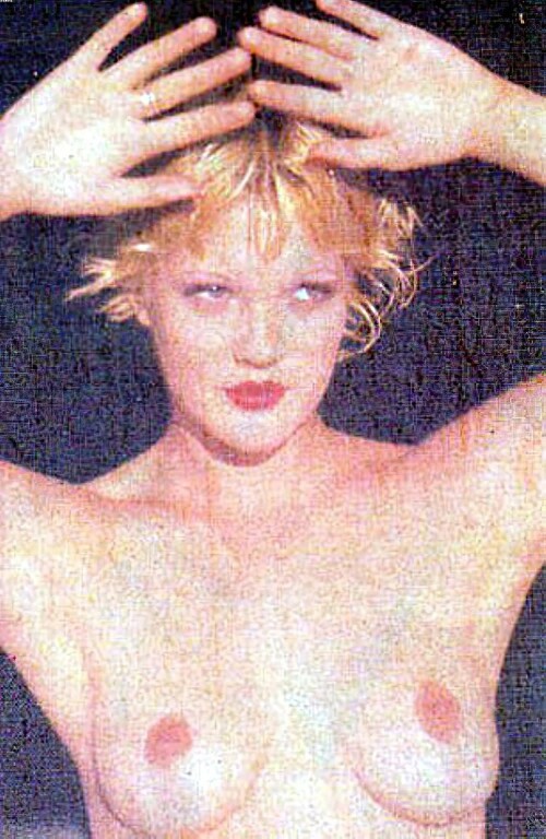 Drew Barrymore nude playboy photos collection 009